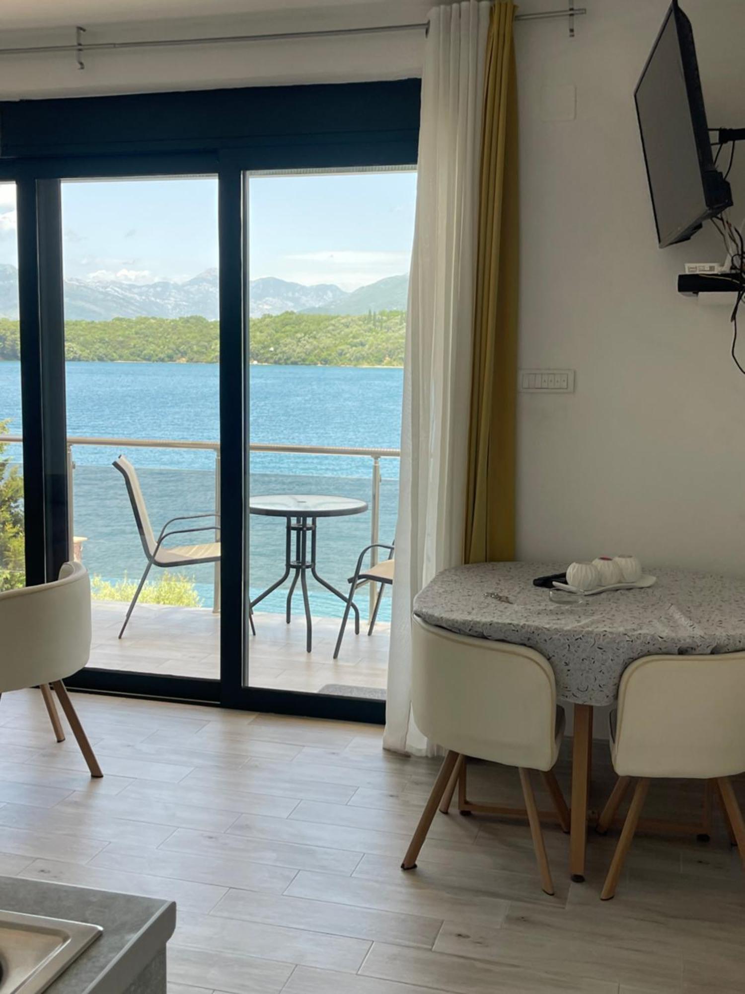 Apartmani Mia Тиват Экстерьер фото