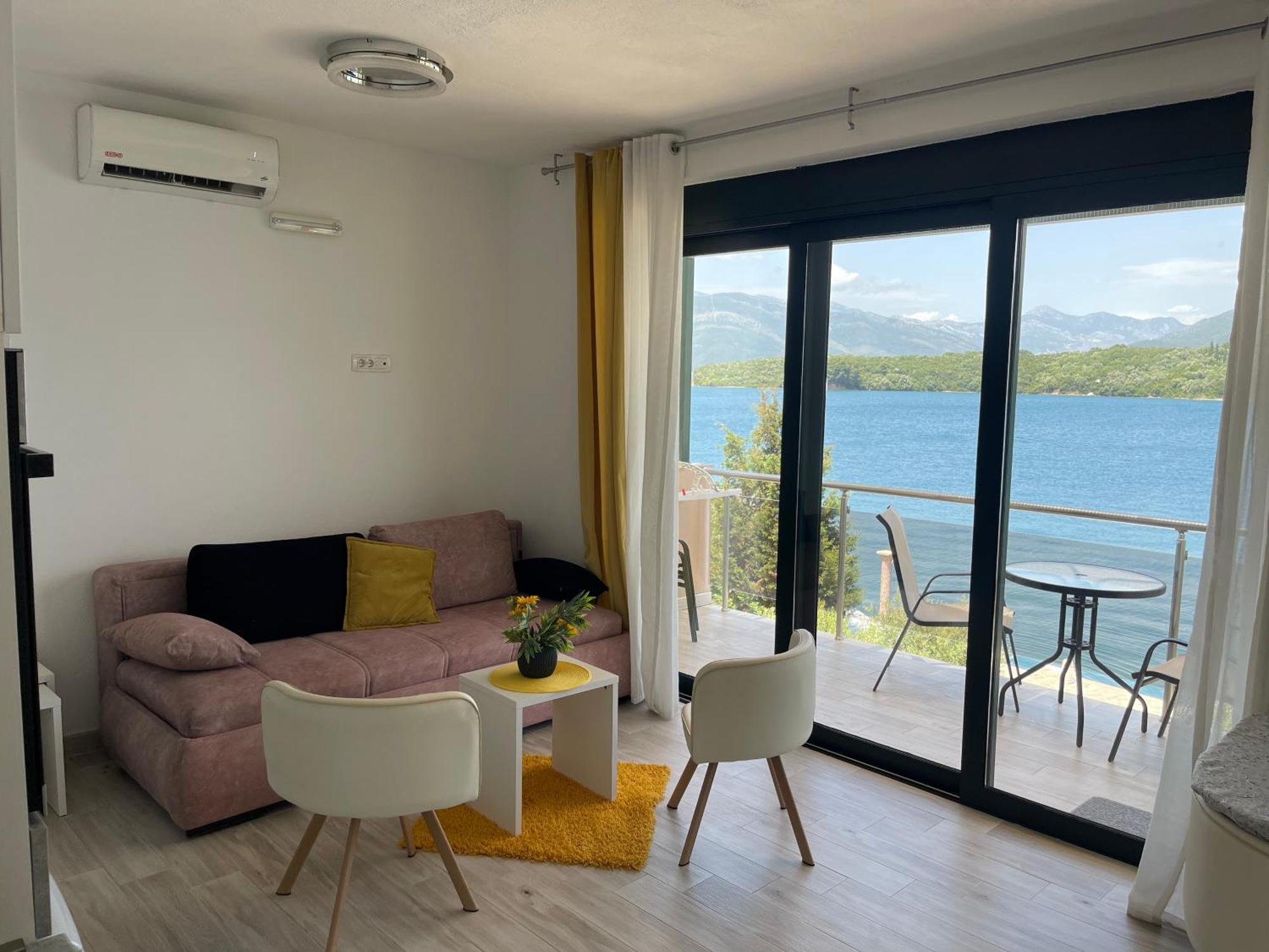 Apartmani Mia Тиват Экстерьер фото